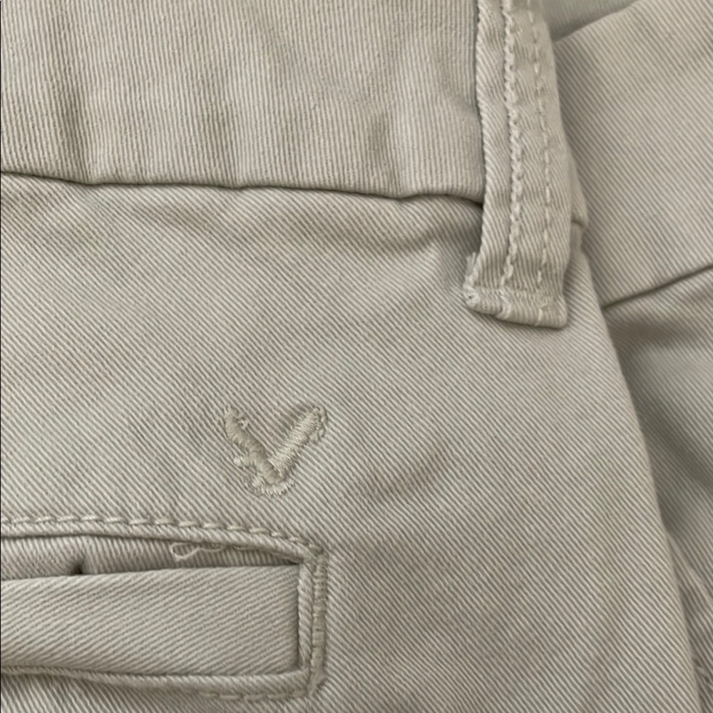 American Eagle Outfitters Women's Tan Shorts - Picture 2 of 7